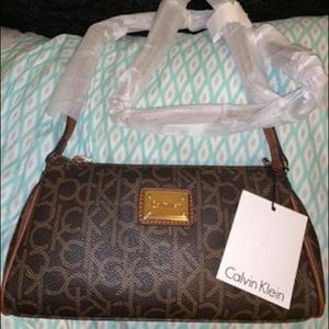 crossbody calvin klein bag!